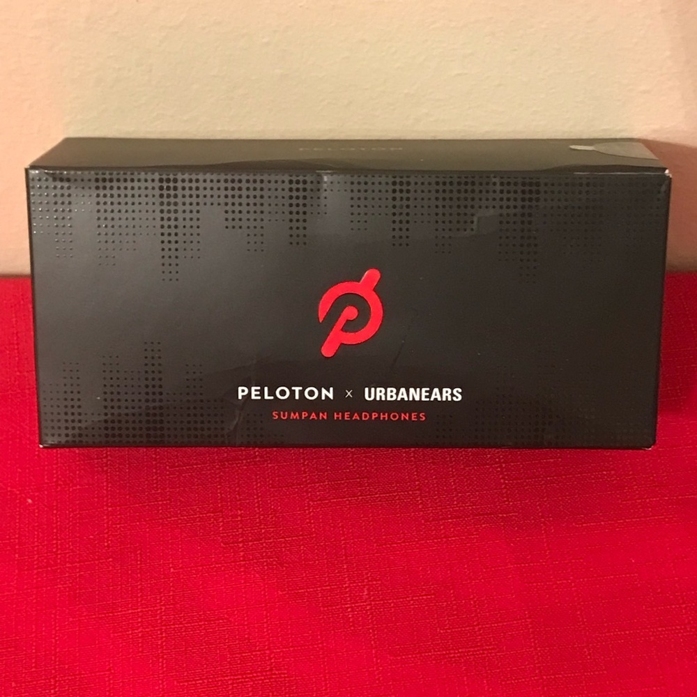 Peloton Sumpan Headphones
